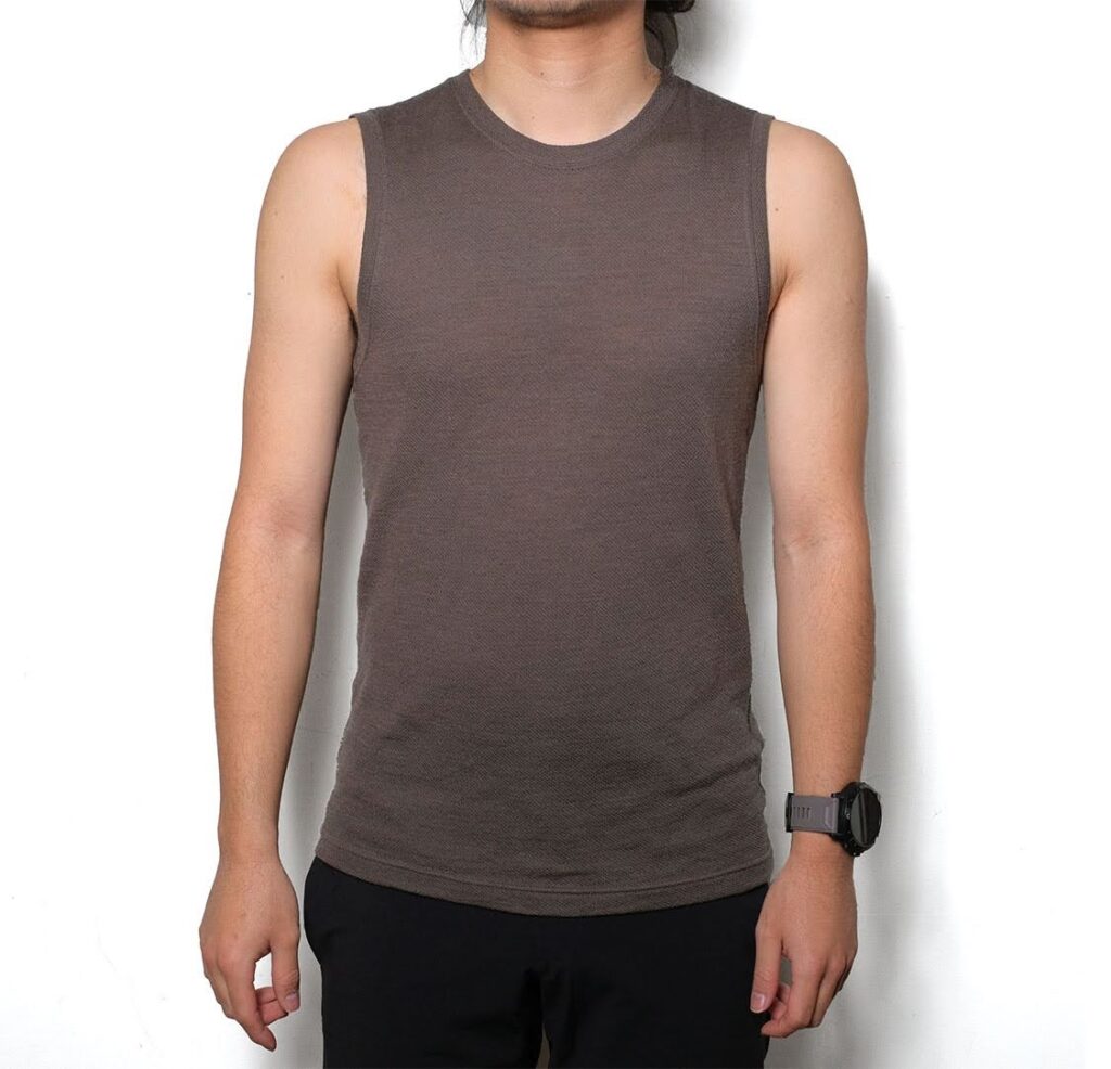 山と道「DF Mesh Merino Sleeveless」で走る、ともに過ごす