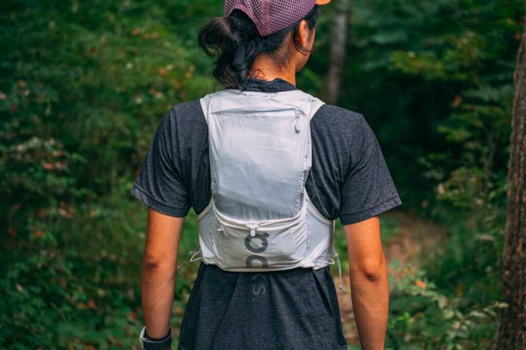 Onの本気を感じるトレイルランニングザック『Ultra Vest 10L』 | Run 